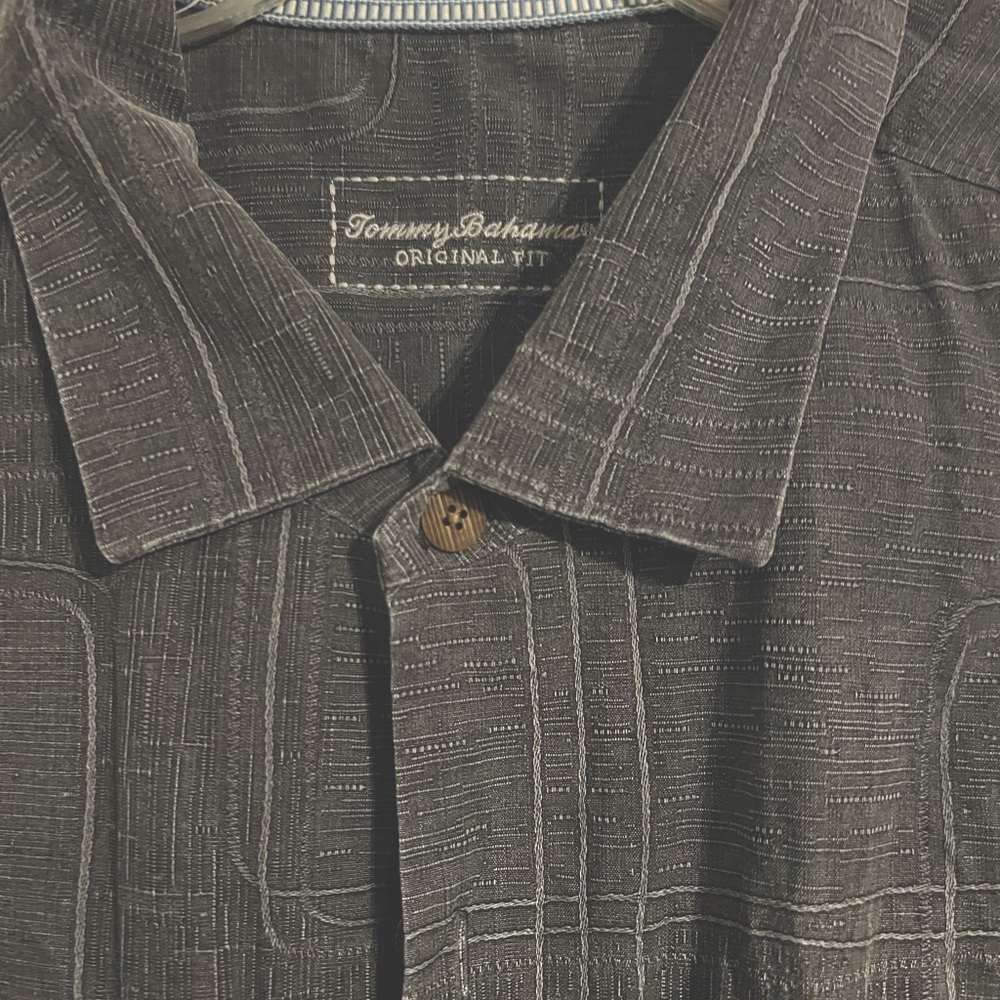 Tommy Bahama camp shirt xxl